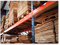 stockage des plaques de bois et des lattes de lits
